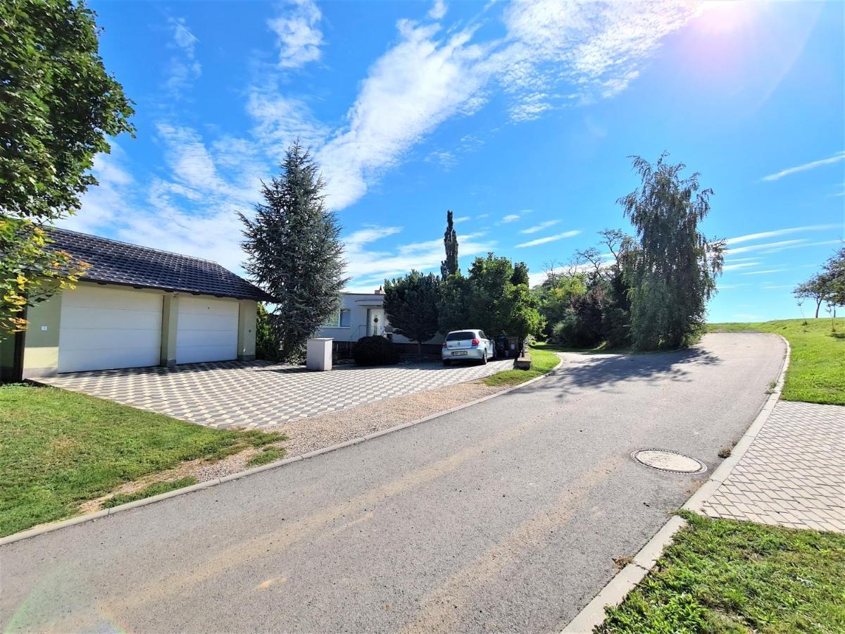 Apartman Prace Lägenhet Exteriör bild