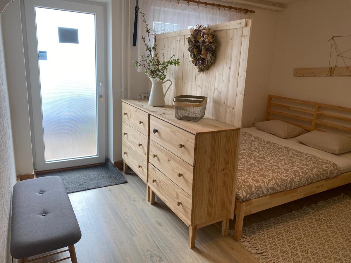 Apartman Prace Lägenhet Exteriör bild